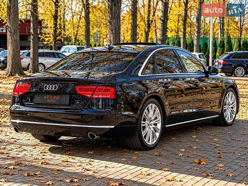 Седан Audi A8 2013 в Харькове
