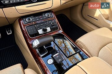 Седан Audi A8 2013 в Харькове