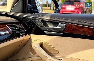 Седан Audi A8 2013 в Харькове