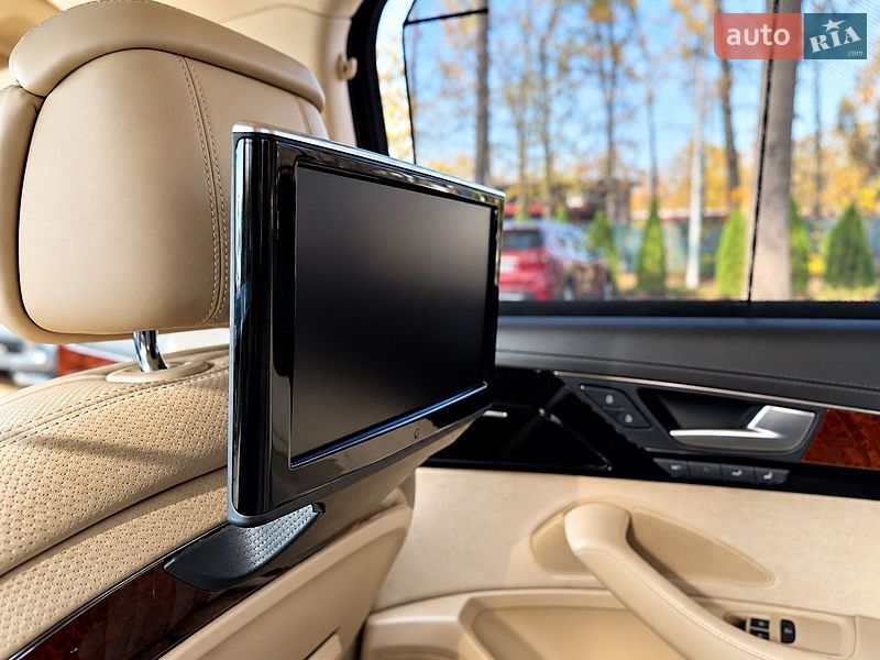 Седан Audi A8 2013 в Харькове