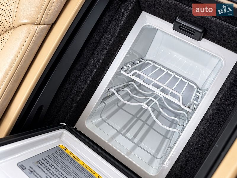 Седан Audi A8 2013 в Харькове