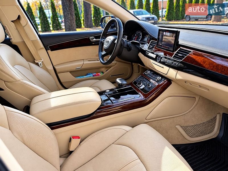 Седан Audi A8 2013 в Харькове