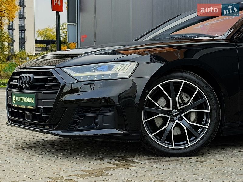 Седан Audi A8 2019 в Киеве