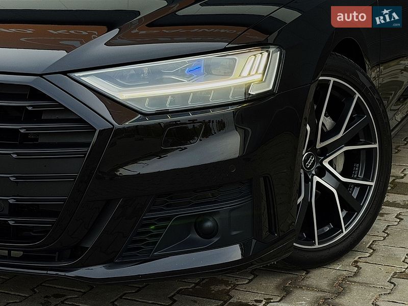 Седан Audi A8 2019 в Киеве