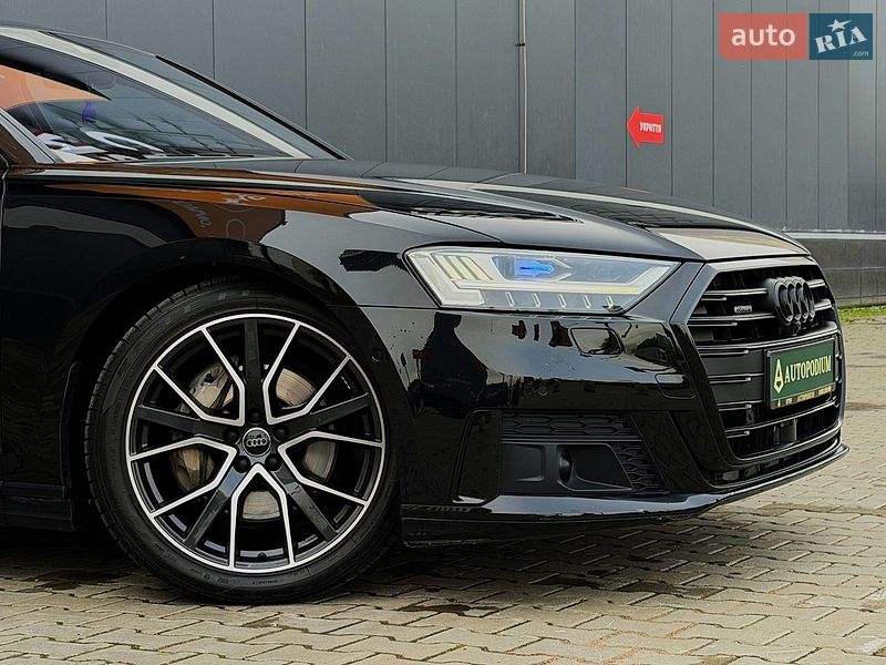 Седан Audi A8 2019 в Киеве