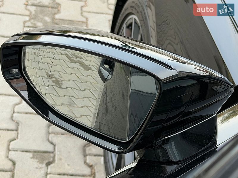 Седан Audi A8 2019 в Киеве