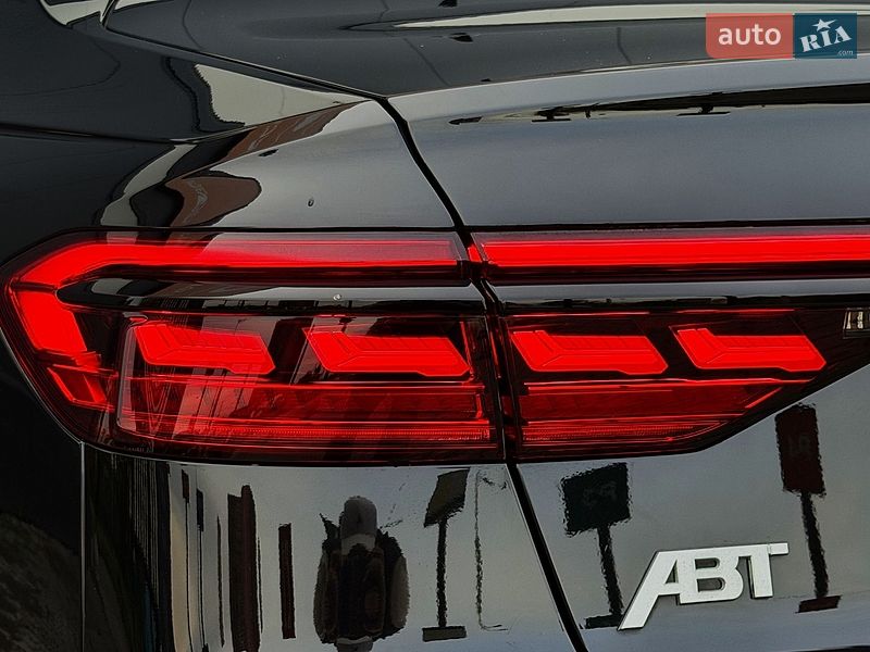 Седан Audi A8 2019 в Киеве