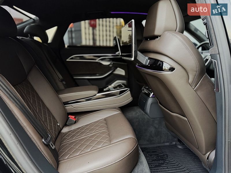Седан Audi A8 2019 в Киеве