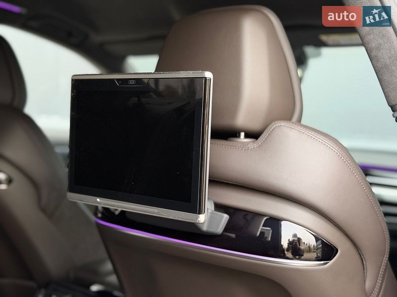 Седан Audi A8 2019 в Киеве