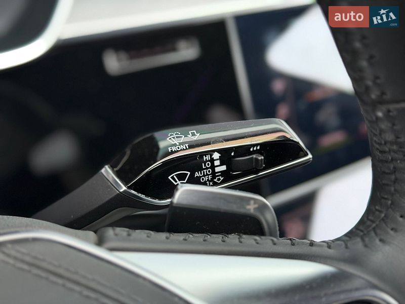 Седан Audi A8 2019 в Киеве