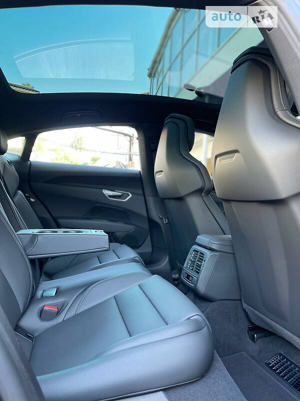 Лифтбек Audi e-tron GT 2022 в Киеве