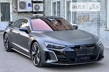 Ліфтбек Audi e-tron GT 2022 в 