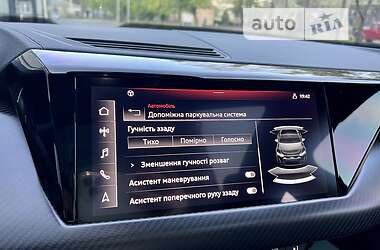 Ліфтбек Audi e-tron GT 2022 в 