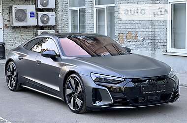Ліфтбек Audi e-tron GT 2022 в 