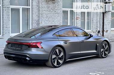 Ліфтбек Audi e-tron GT 2022 в 