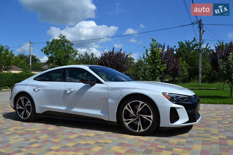 Лифтбек Audi e-tron GT 2023 в Харькове