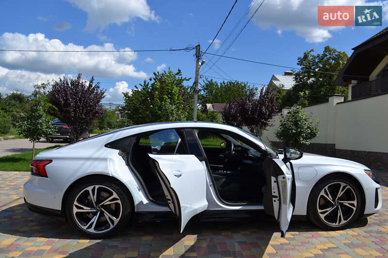 Лифтбек Audi e-tron GT 2023 в Харькове