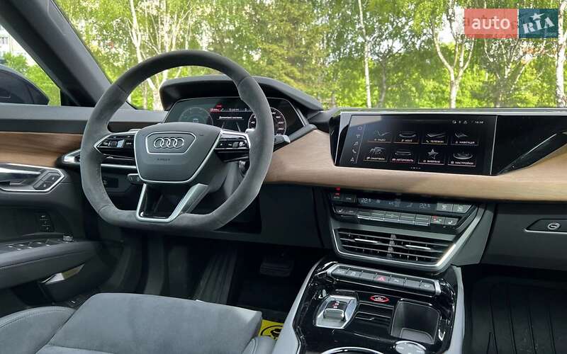 Лифтбек Audi e-tron GT 2022 в Львове фото 16 Лифтбек Audi e-tron GT 2022 в Львове