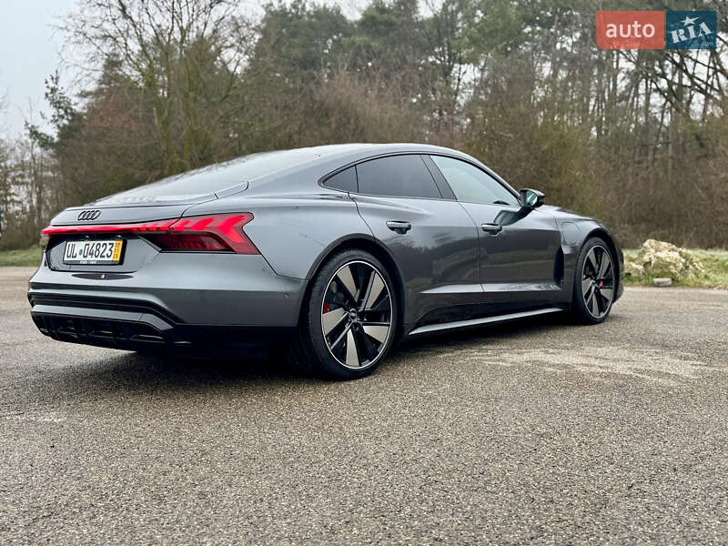 Лифтбек Audi e-tron GT 2022 в Киеве