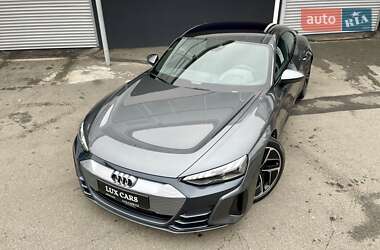 Лифтбек Audi e-tron GT 2021 в 