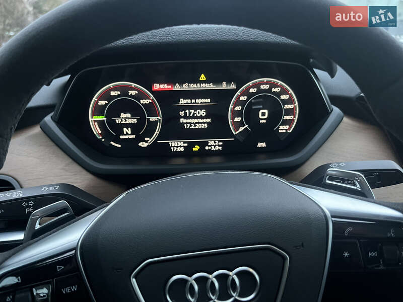 Ліфтбек Audi e-tron GT 2022 в Дніпрі
