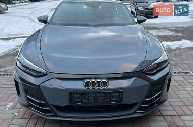 Лифтбек Audi e-tron GT 2022 в 