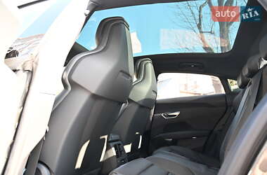 Лифтбек Audi e-tron GT 2021 в 