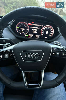 Ліфтбек Audi e-tron GT 2023 в 