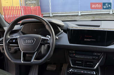 Лифтбек Audi e-tron GT 2021 в 