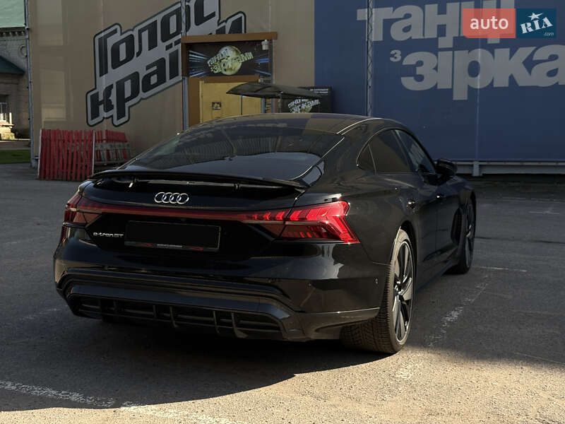 Лифтбек Audi e-tron GT 2021 в Киеве