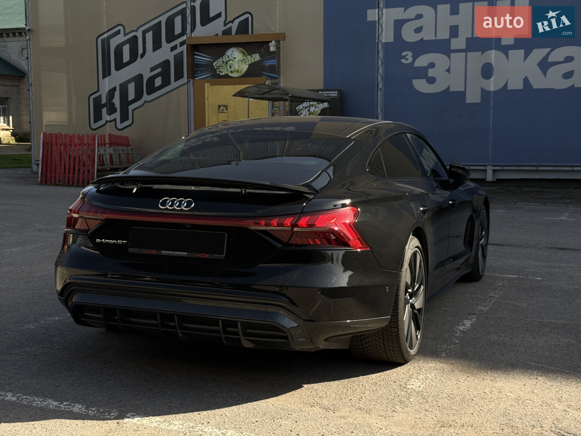 2021 Audi e-tron GT - мініатюра 26