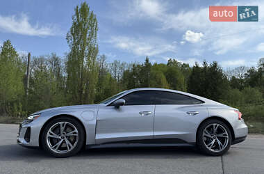 Лифтбек Audi e-tron GT 2021 в 