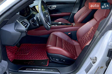 Лифтбек Audi e-tron GT 2022 в 