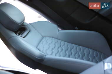 Лифтбек Audi e-tron GT 2022 в 