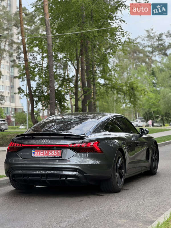 Лифтбек Audi e-tron GT 2022 в Киеве фото 6 Лифтбек Audi e-tron GT 2022 в Киеве