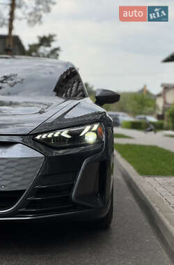Ліфтбек Audi e-tron GT 2022 в 