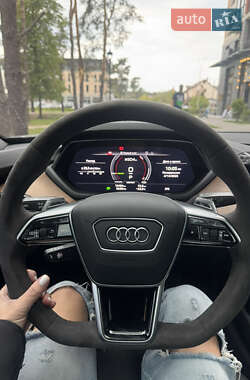 Ліфтбек Audi e-tron GT 2022 в 