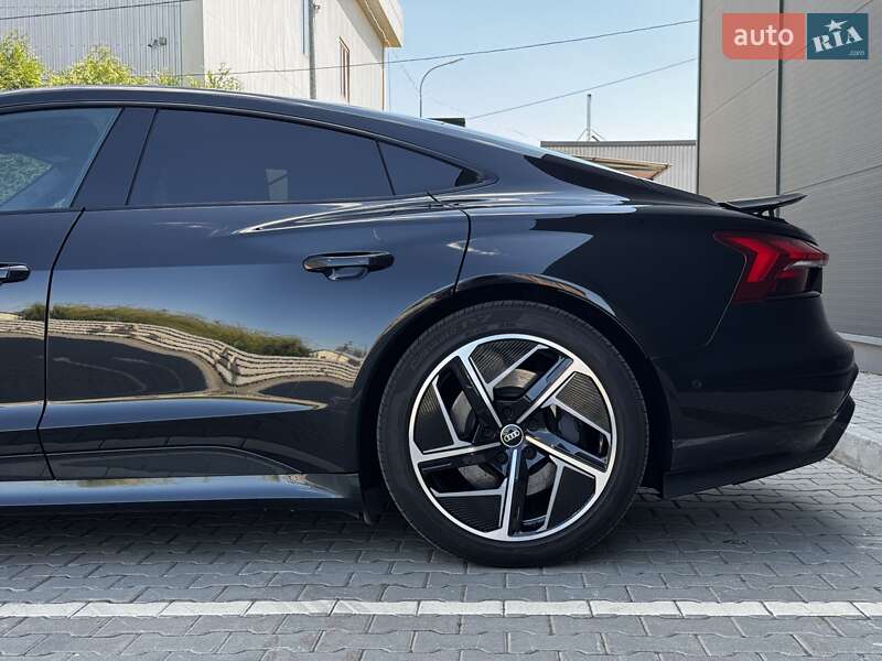 Лифтбек Audi e-tron GT 2022 в Черновцах