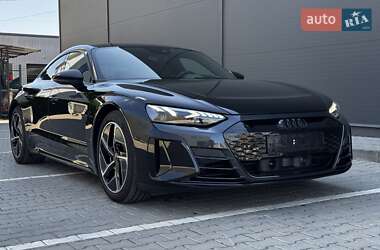 Лифтбек Audi e-tron GT 2022 в 