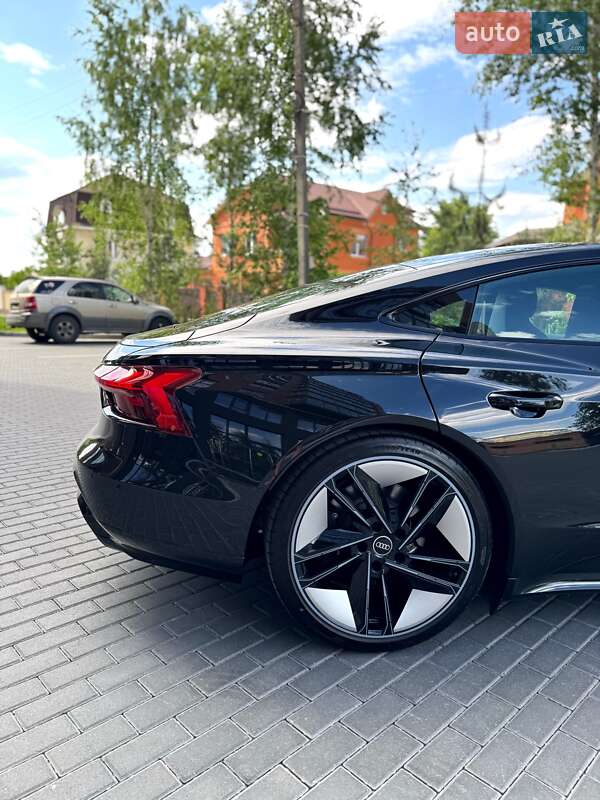 Ліфтбек Audi e-tron GT 2022 в Полтаві