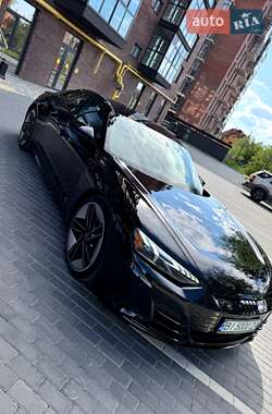 Лифтбек Audi e-tron GT 2022 в 