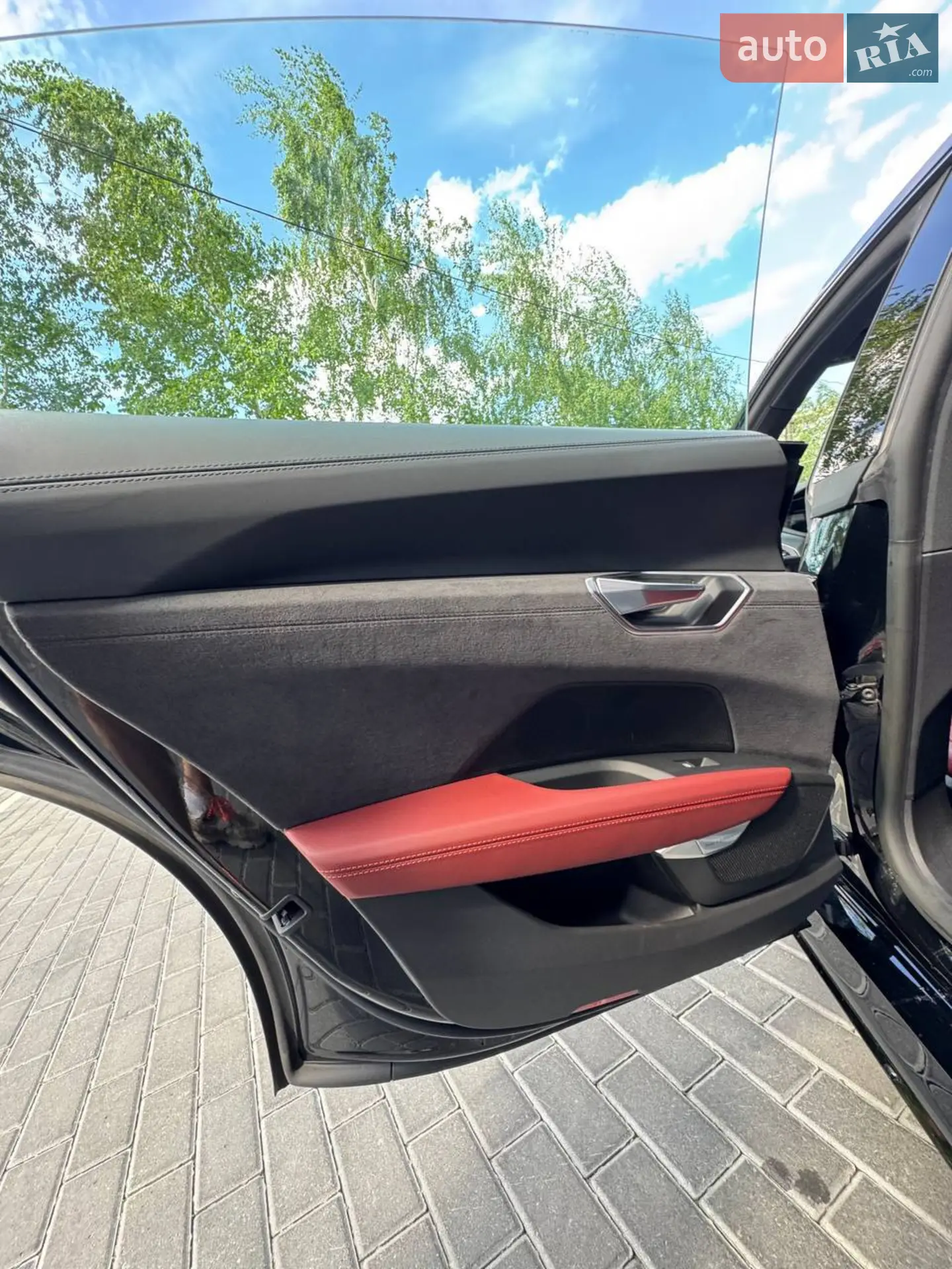 2022 Audi e-tron GT - мініатюра 24