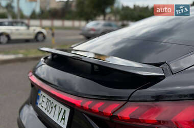 Лифтбек Audi e-tron GT 2023 в 