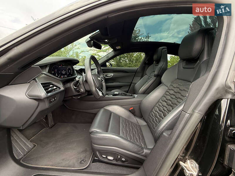 Лифтбек Audi e-tron GT 2023 в Кривом Роге
