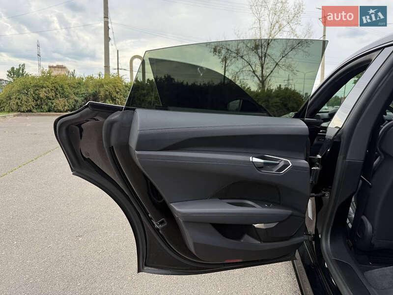 Лифтбек Audi e-tron GT 2023 в Кривом Роге