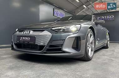 Лифтбек Audi e-tron GT 2021 в 