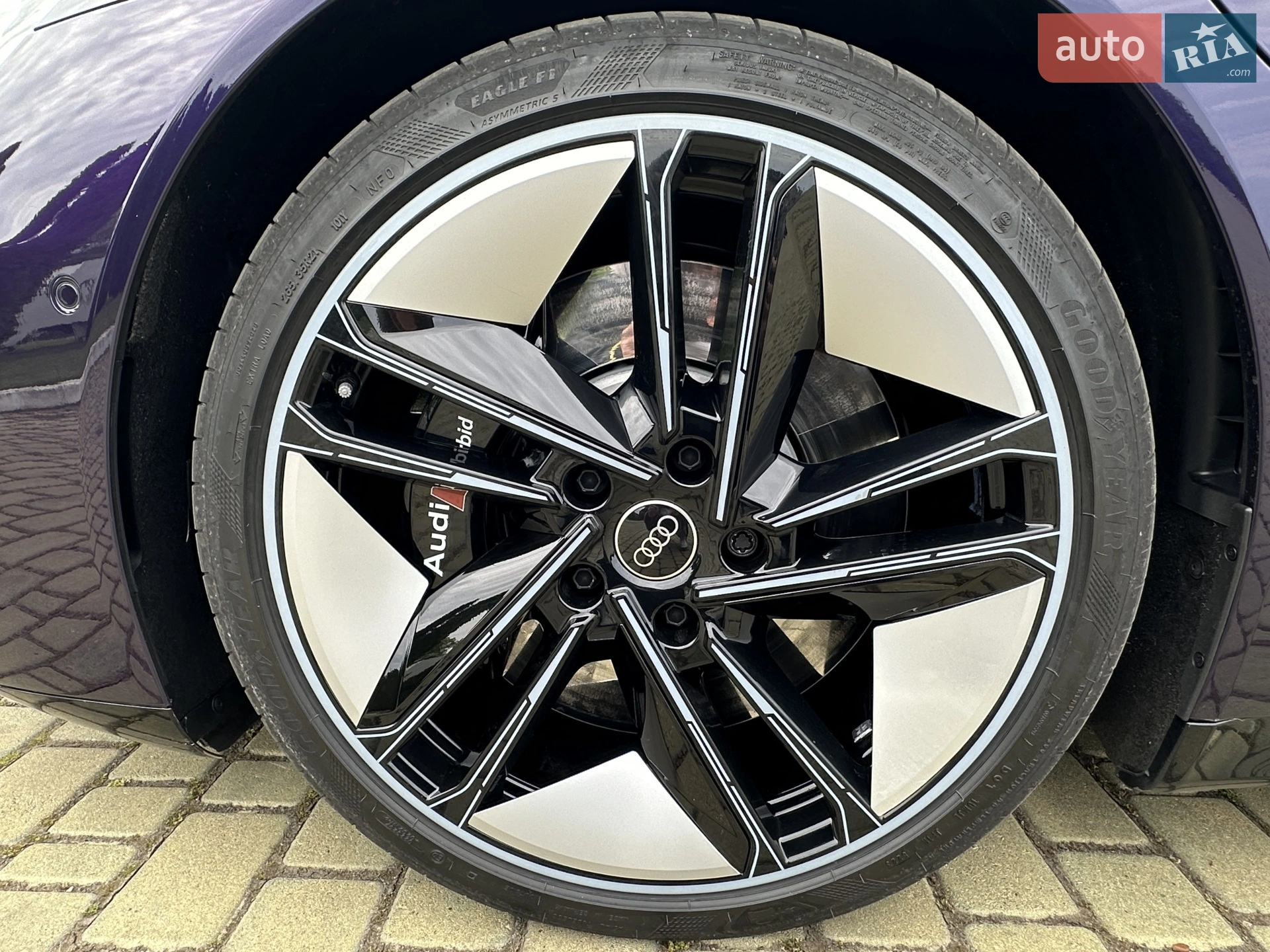2024 Audi e-tron GT - мініатюра 22