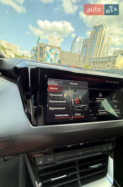 Лифтбек Audi e-tron GT 2021 в 