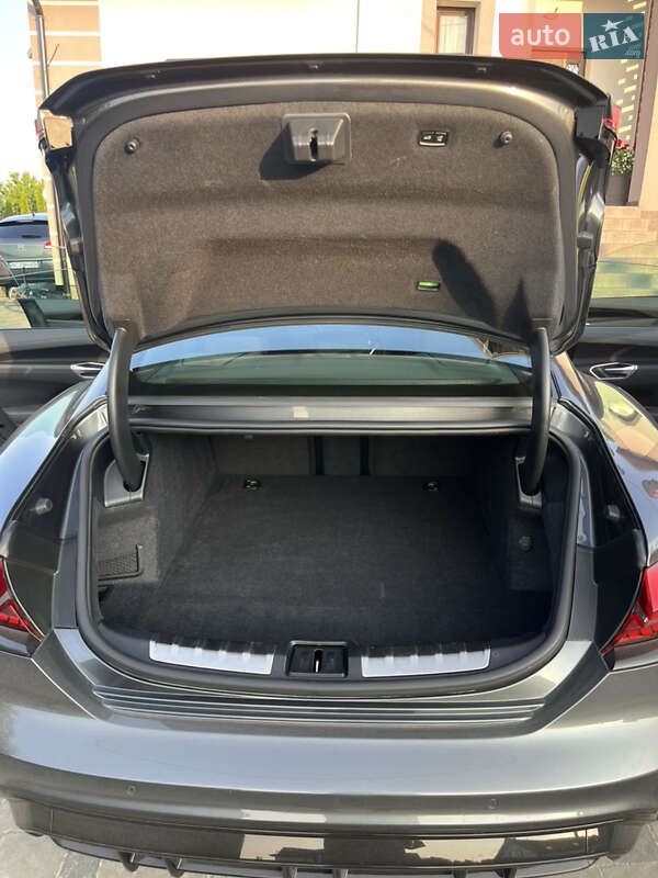 Ліфтбек Audi e-tron GT 2021 в Львові фото 12 Ліфтбек Audi e-tron GT 2021 в Львові