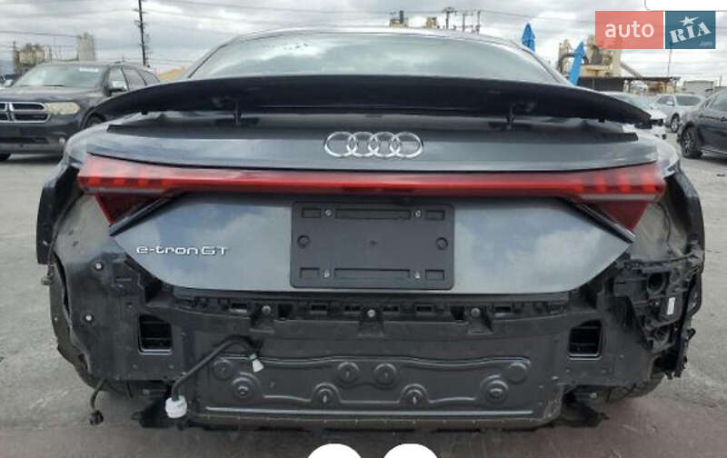 Лифтбек Audi e-tron GT 2022 в Стрые